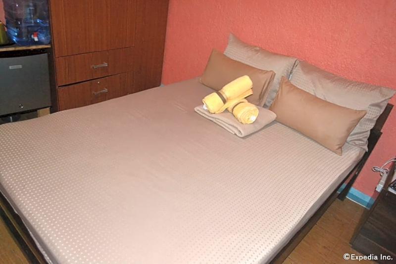 Dee Guest House Мактан Екстер'єр фото